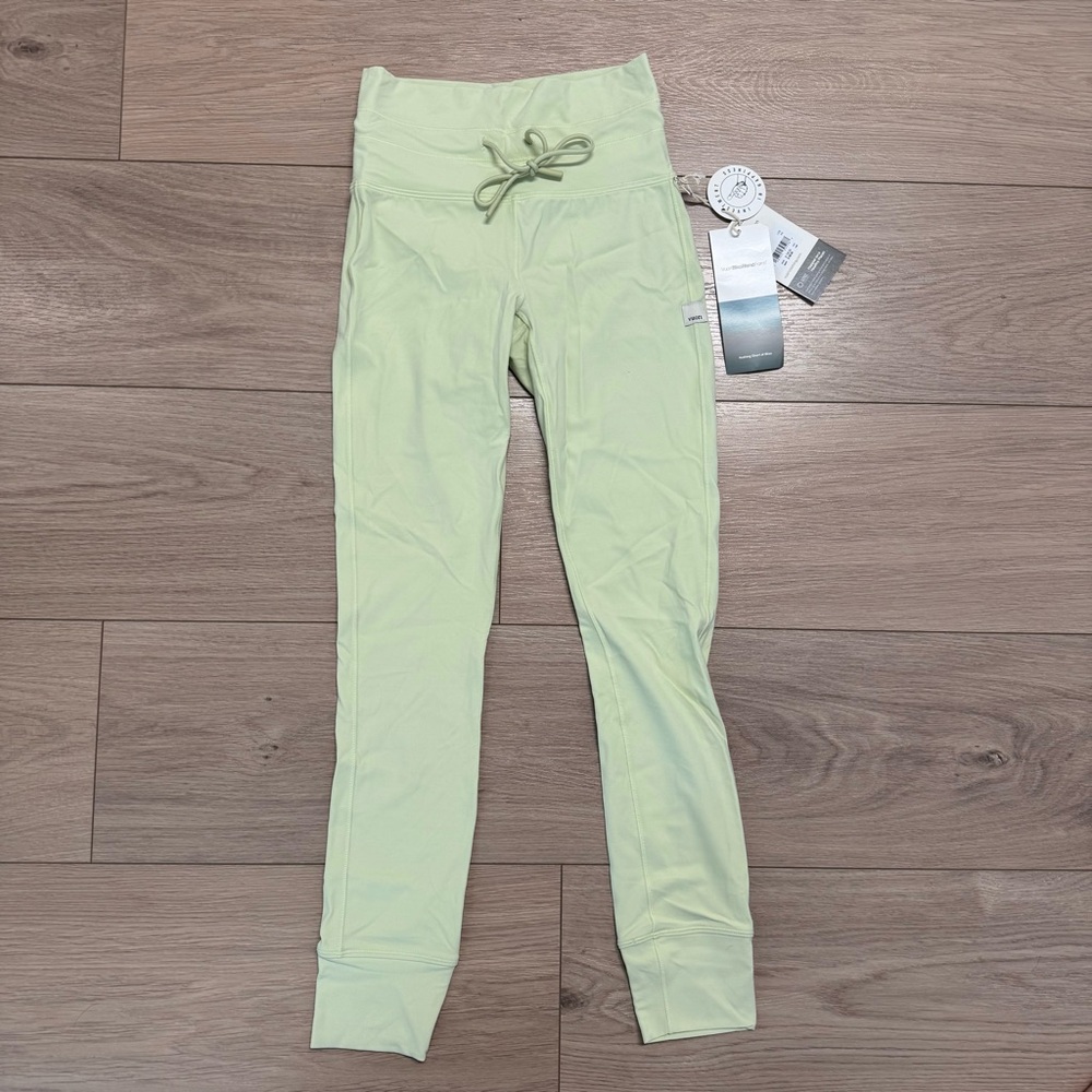 Vuori Light Green High-Waist Leggings